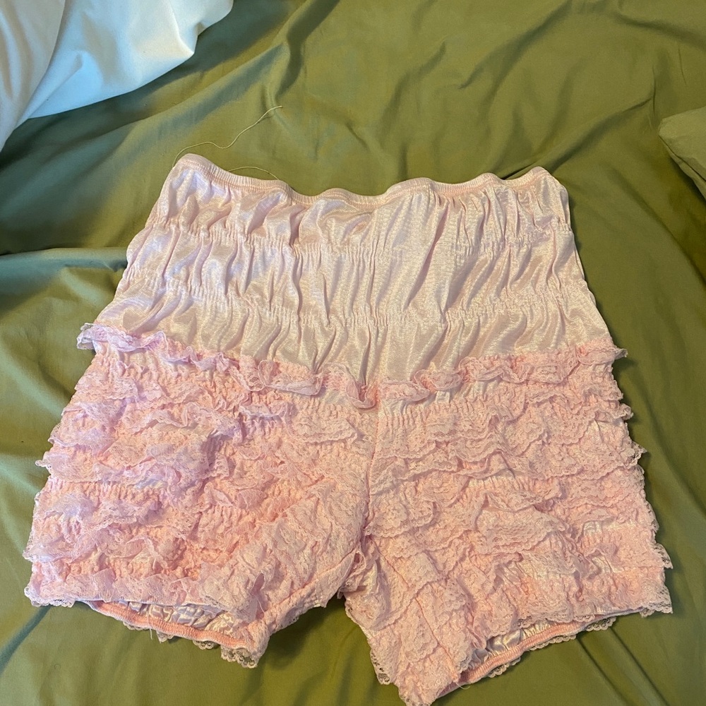 pink BLOOMERS!